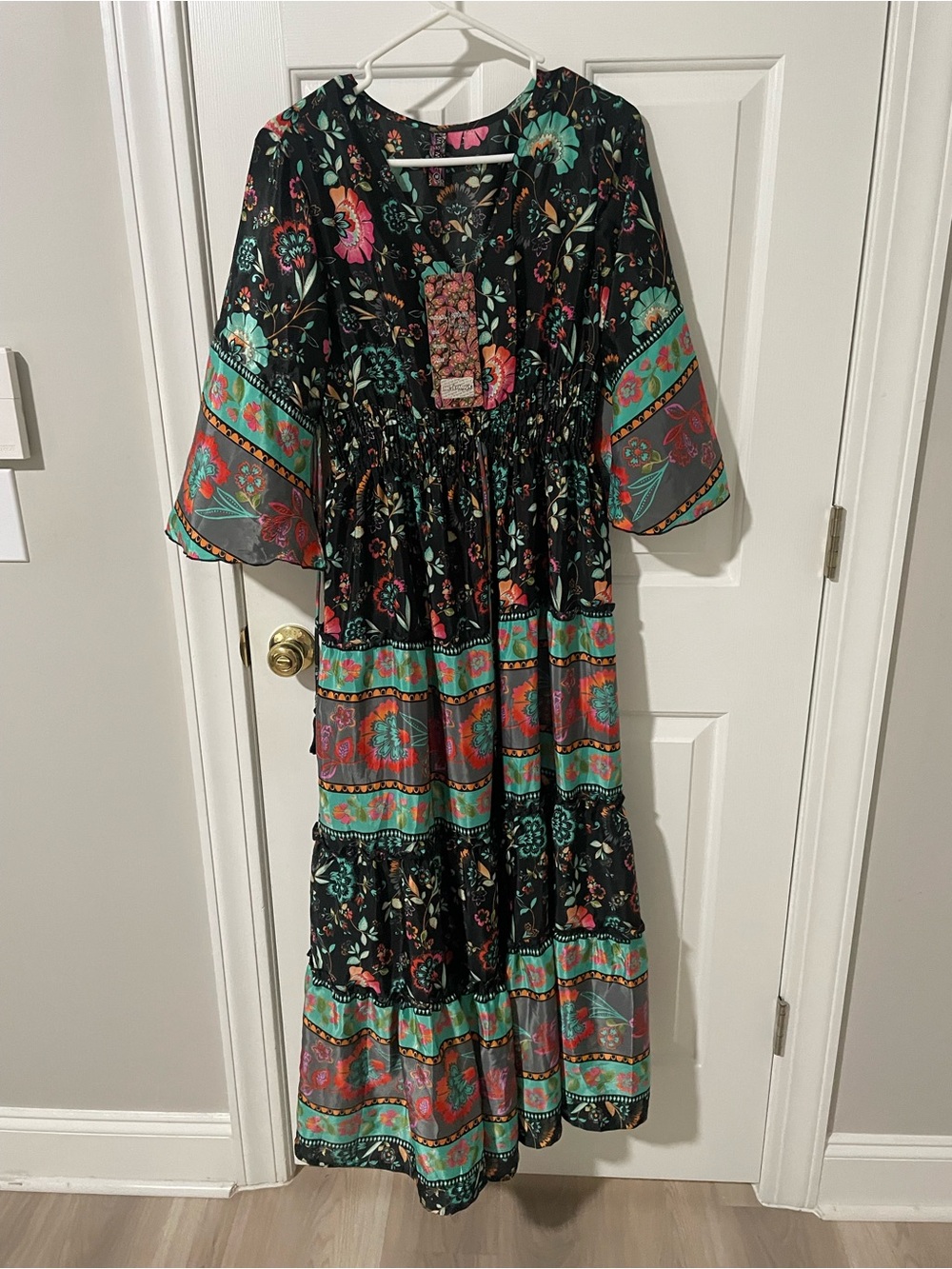 Boho floral  Maxi Dress in Black & Teal medium nwt me 2 magic